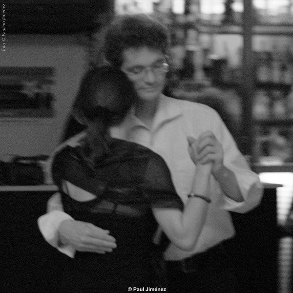 Milonga at Pierre's Caf&eacute;-Bar &middot; 7 April 2005